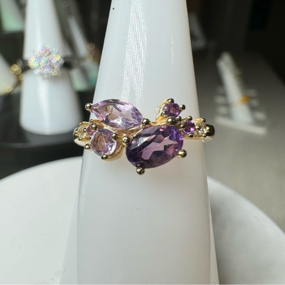 Purple African & Brazilian Amethyst with White Zircon 10k Gold Ring, Size 6 - Picture 7 of 11